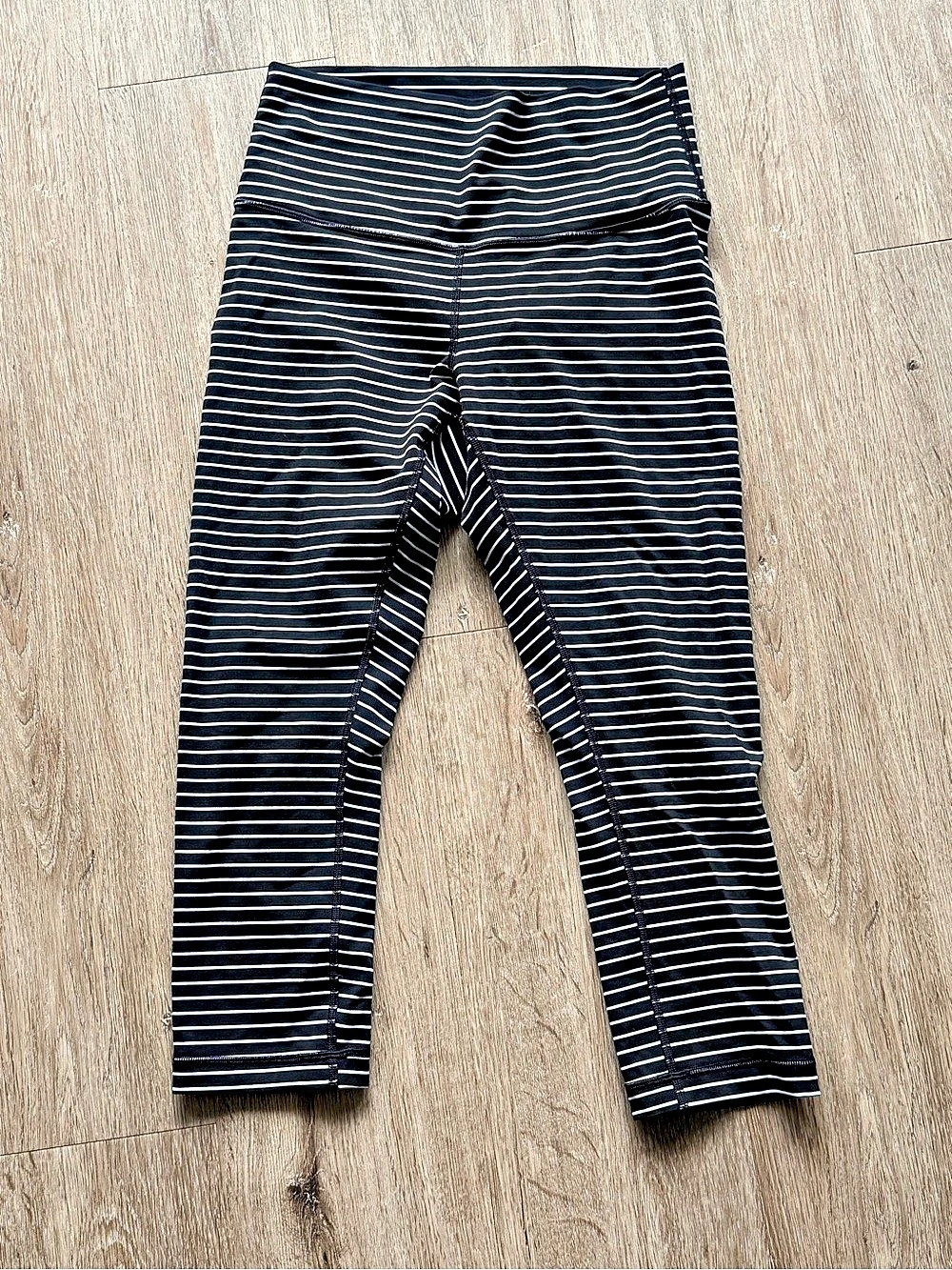 Lululemon Wunder Under Crop (High-Rise) LuxTreme 21" LuxTreme 21" Leggings Black